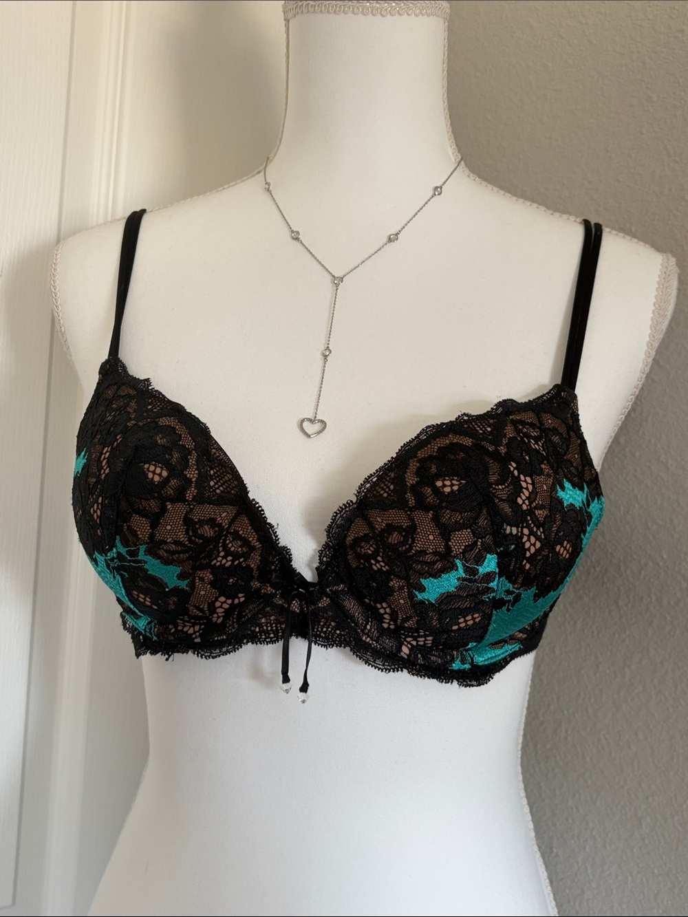 Victoria secret Black Lace Push-Up Bra with Teal Accents